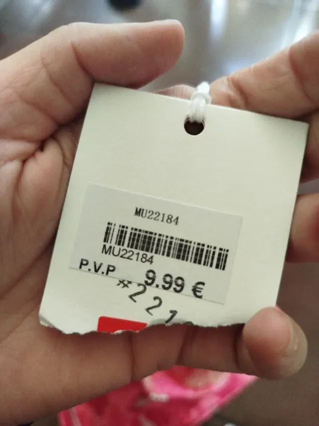 Shorts florales rosas y blancos