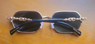 Gafas de sol Michael Kors doradas y negras