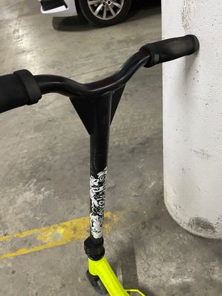 Patinete Decathlon Amarillo