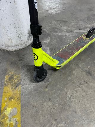 Patinete Decathlon Amarillo