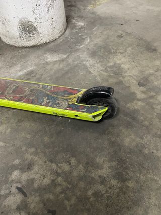 Patinete Decathlon Amarillo