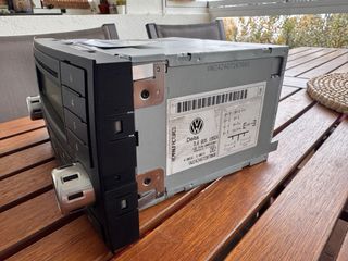 Radio Volkswagen T5 con Código de Desbloqueo