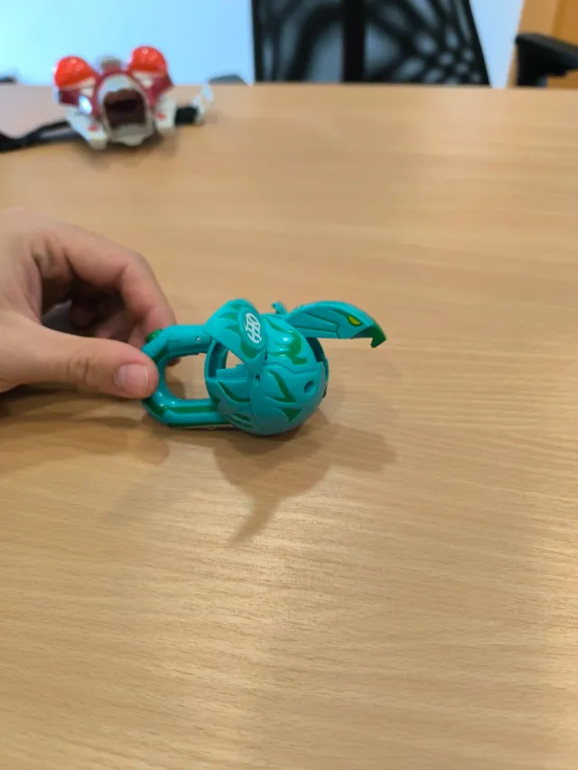 Figura Transformável Original Bakugan