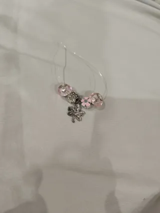 Bisutería artesanal con abalorios