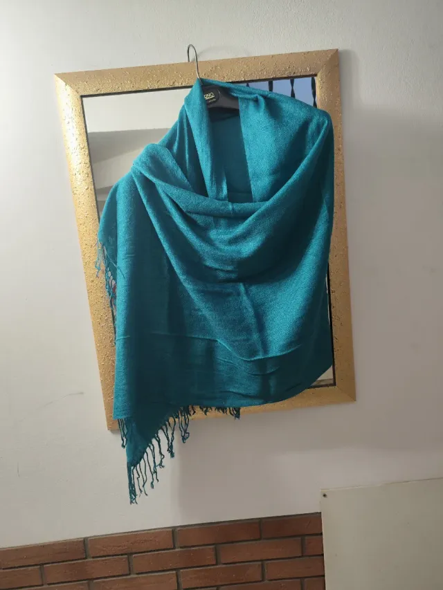 Sciarpa verde a pois