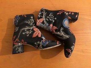 Botas Zara Tacón Estampado Floral