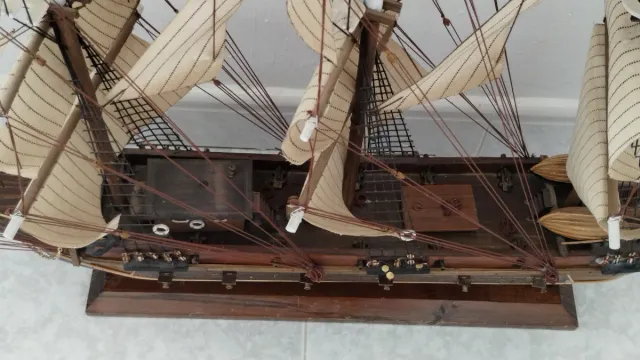 REPRODUCCIÓN FRAGATA S. XVIII