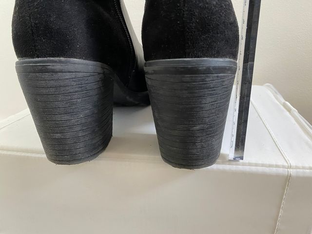 Botines Biker Negros con Cremallera y Hebilla