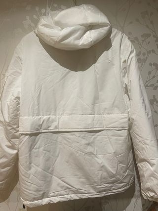 Anorak Bershka Blanco Talla XS