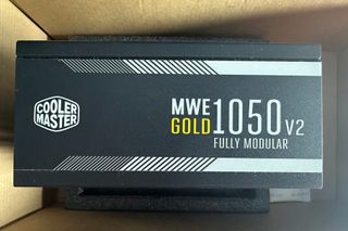 Fuente Alimentación Cooler Master 1050W Gold V2