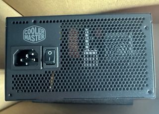 Fuente Alimentación Cooler Master 1050W Gold V2