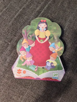 Puzzle Blancanieves 50 piezas Djeco