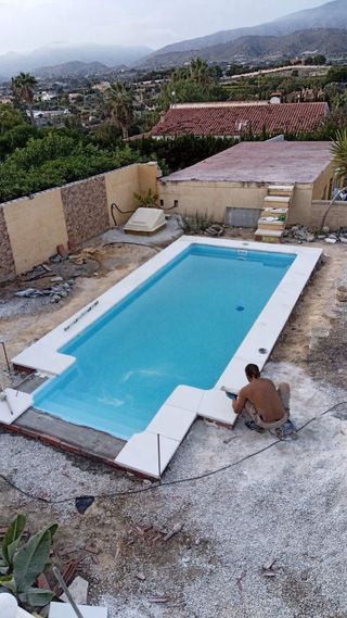 Piscinas de poliéster