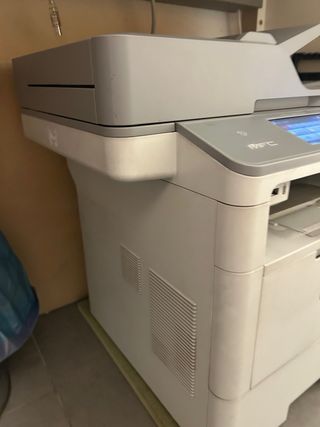 Stampante multifunzione Brother MFC-L6900DW + toner