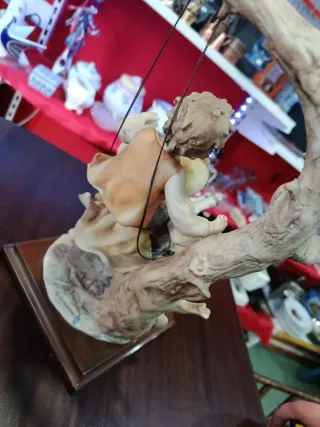 Figura Capodimonte Niños Columpio