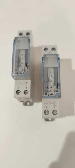 Interruptor Horario Legrand 16A