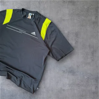 Maglietta Adidas Vintage Anni 2000 - Taglia L