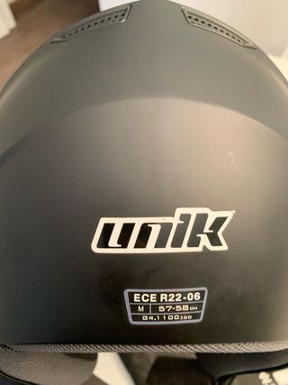 2 Cascos Unik Negros mate con Bolsas protectora.