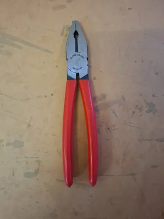 KNIPEX ALICATES UNIVERSALES NUEVO