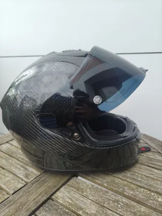 Scorpion EXO-1400 Carbono