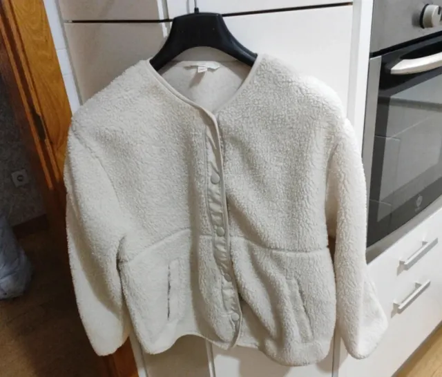 Chaqueta borrego beige Puesta un día Es ligerita