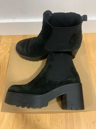 Botines negros piel talla 38