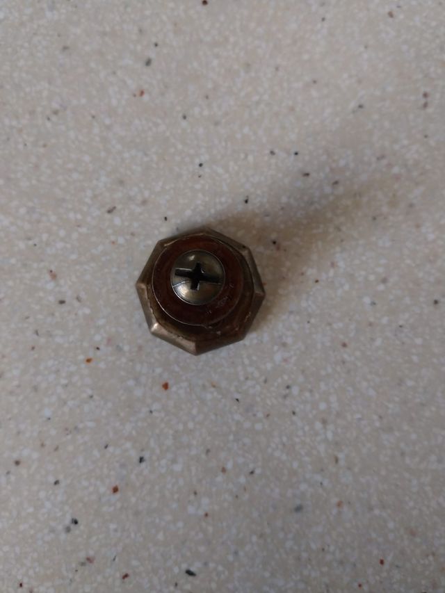 Juego 4 pomos latón envejecido