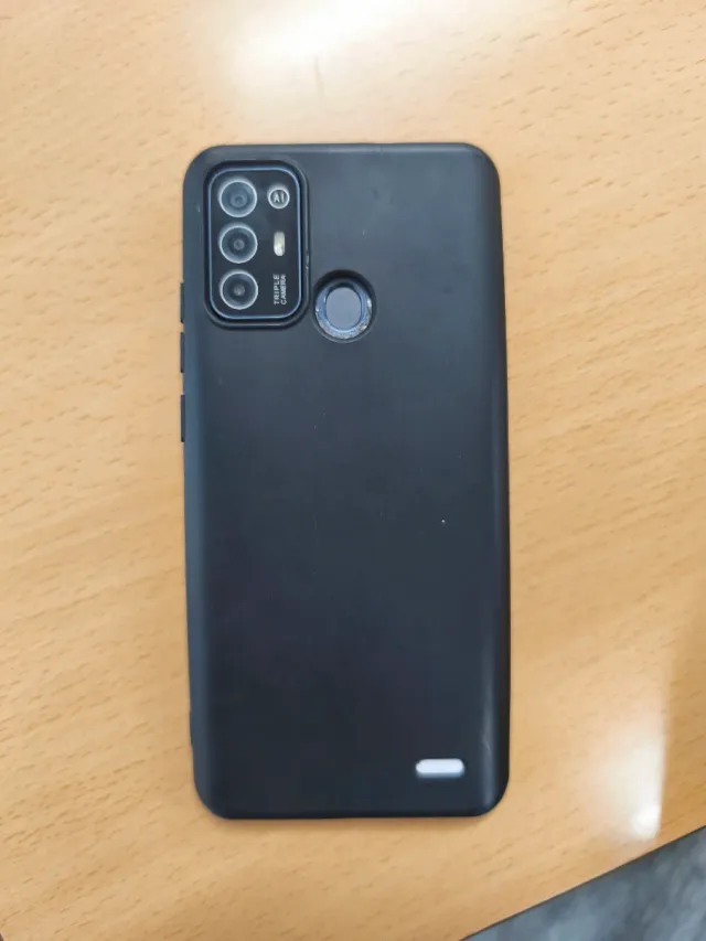 Móvil Negro Triple Cámara