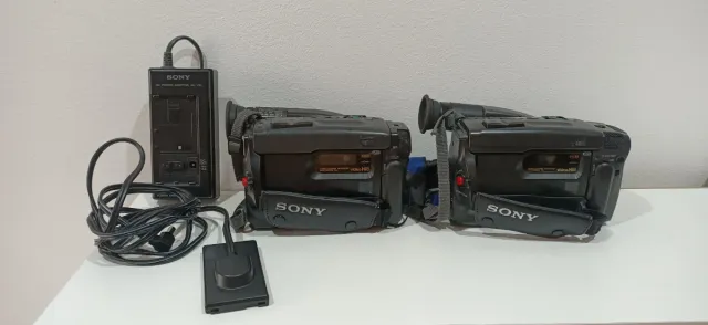 Lote 2 Videocámaras Sony Hi8 + Cargador No Imagen