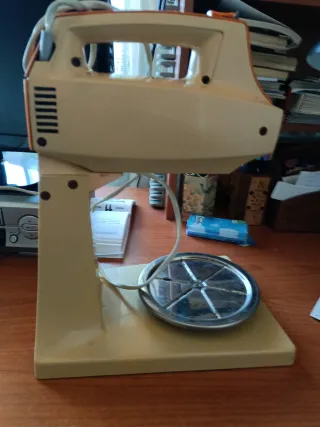 Frullatore Moulinex con 4 fruste elettrico