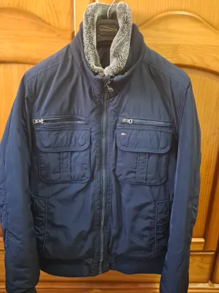 Abrigo Tommy Hilfiger azul marino