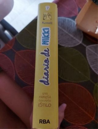 Diario de Nikki 7 - Una famosa con poco estilo:...