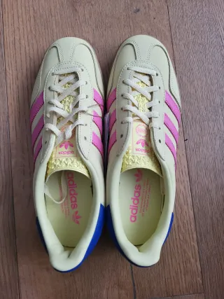 Scarpe Adidas Gazelle donna rosa/giallo