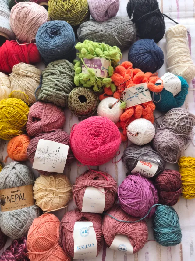 Lana e hilos para tejer