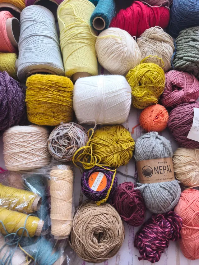 Lana e hilos para tejer