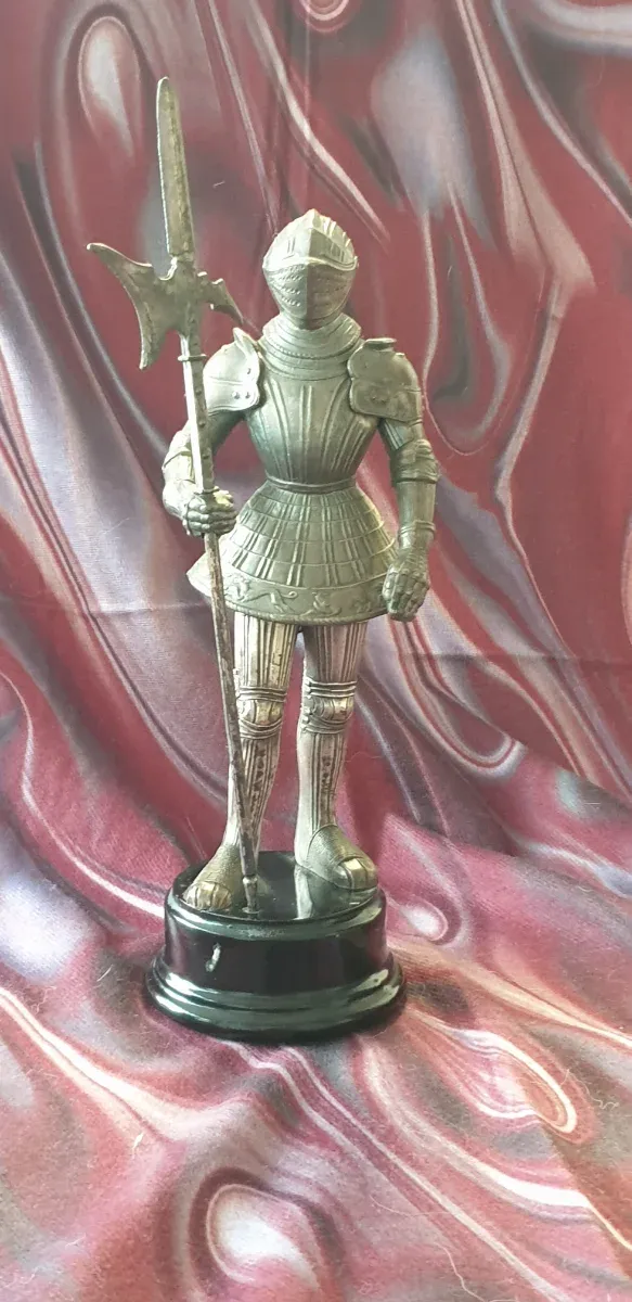 Estatua Caballero Armadura