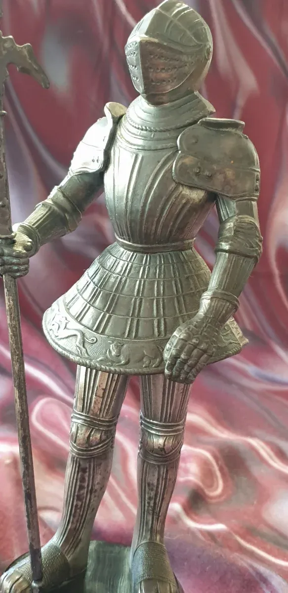 Estatua Caballero Armadura