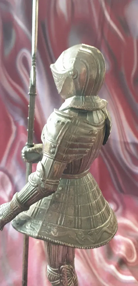 Estatua Caballero Armadura