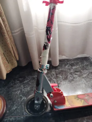 Patinete Spiderman para piezas repuesto