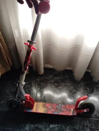 Patinete Spiderman para piezas repuesto