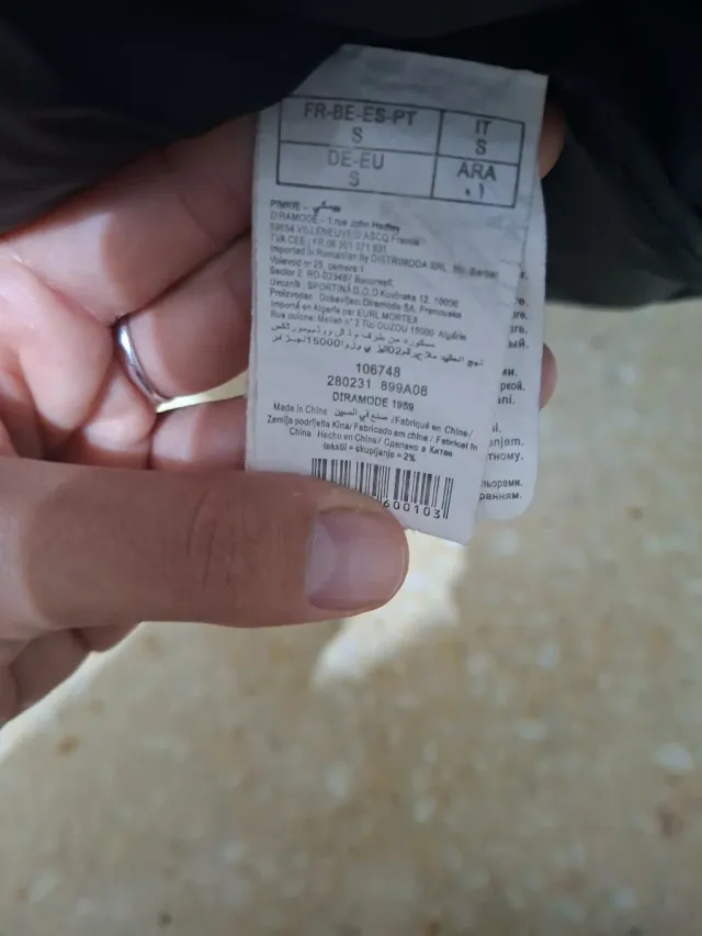 Chaqueta Pimkie negra EN BARCELONA