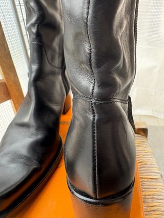 Stivali al ginocchio Vibram in pelle