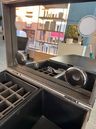 Maleta maquillaje aluminio 4 en 1 ruedas