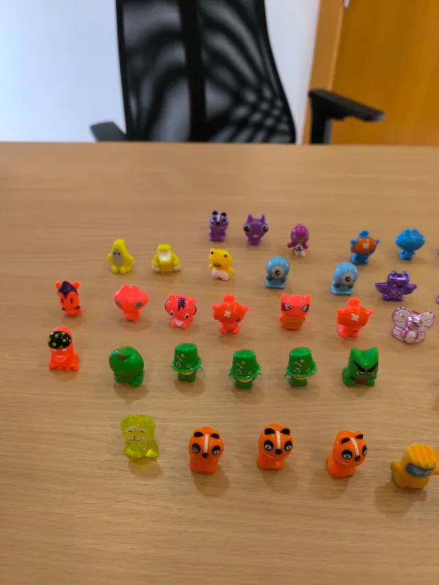 Lote de Gogos Colecionáveis Variados