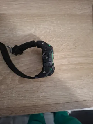 Reloj SKMEI Negro y Verde