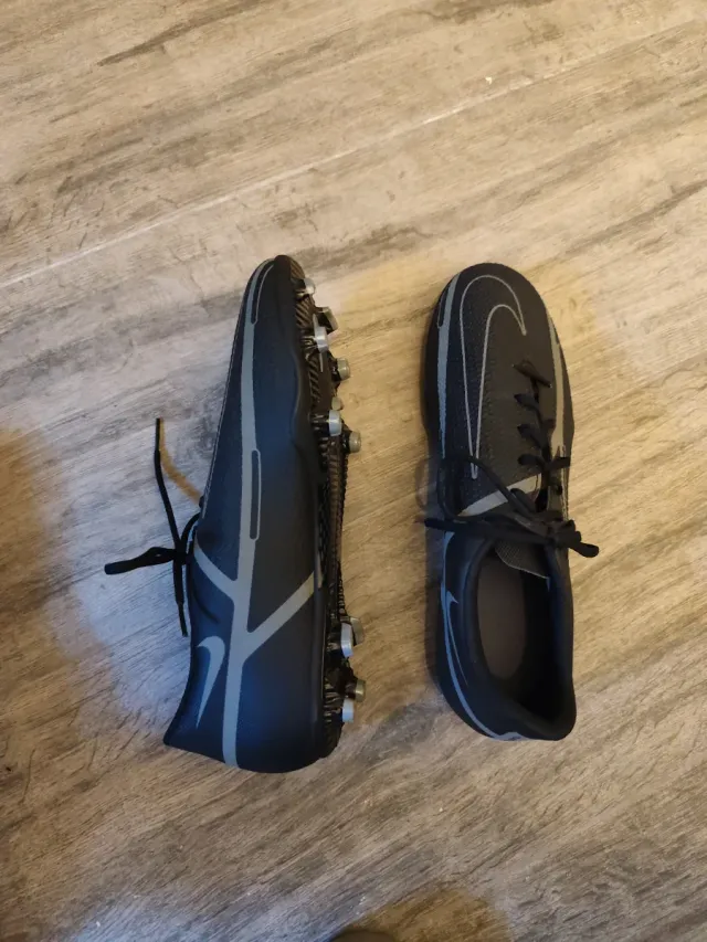 Botas de fútbol Nike Phantom
