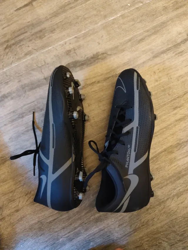 Botas de fútbol Nike Phantom