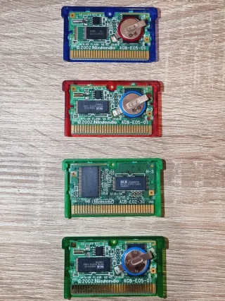 Lote Pokémon GBA: Esmeralda, Rubí, Zafiro y Verde