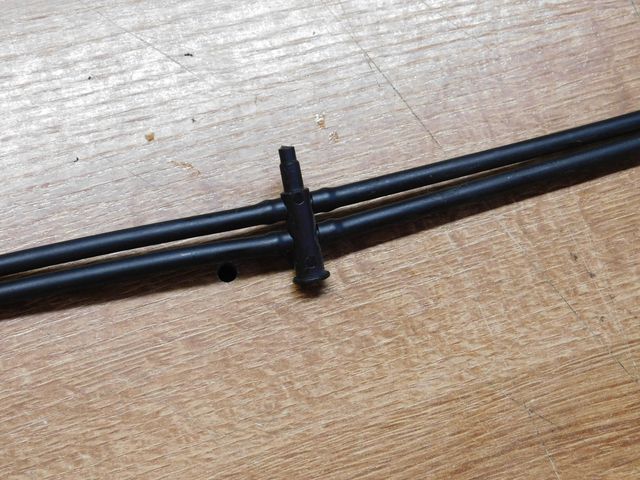 Tubo micro riego 4 salidas + piqueta