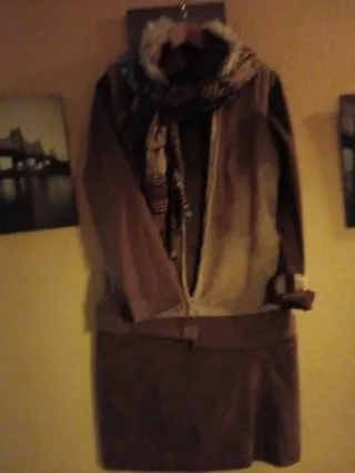 Camisa ante mujer marrón con hombreras